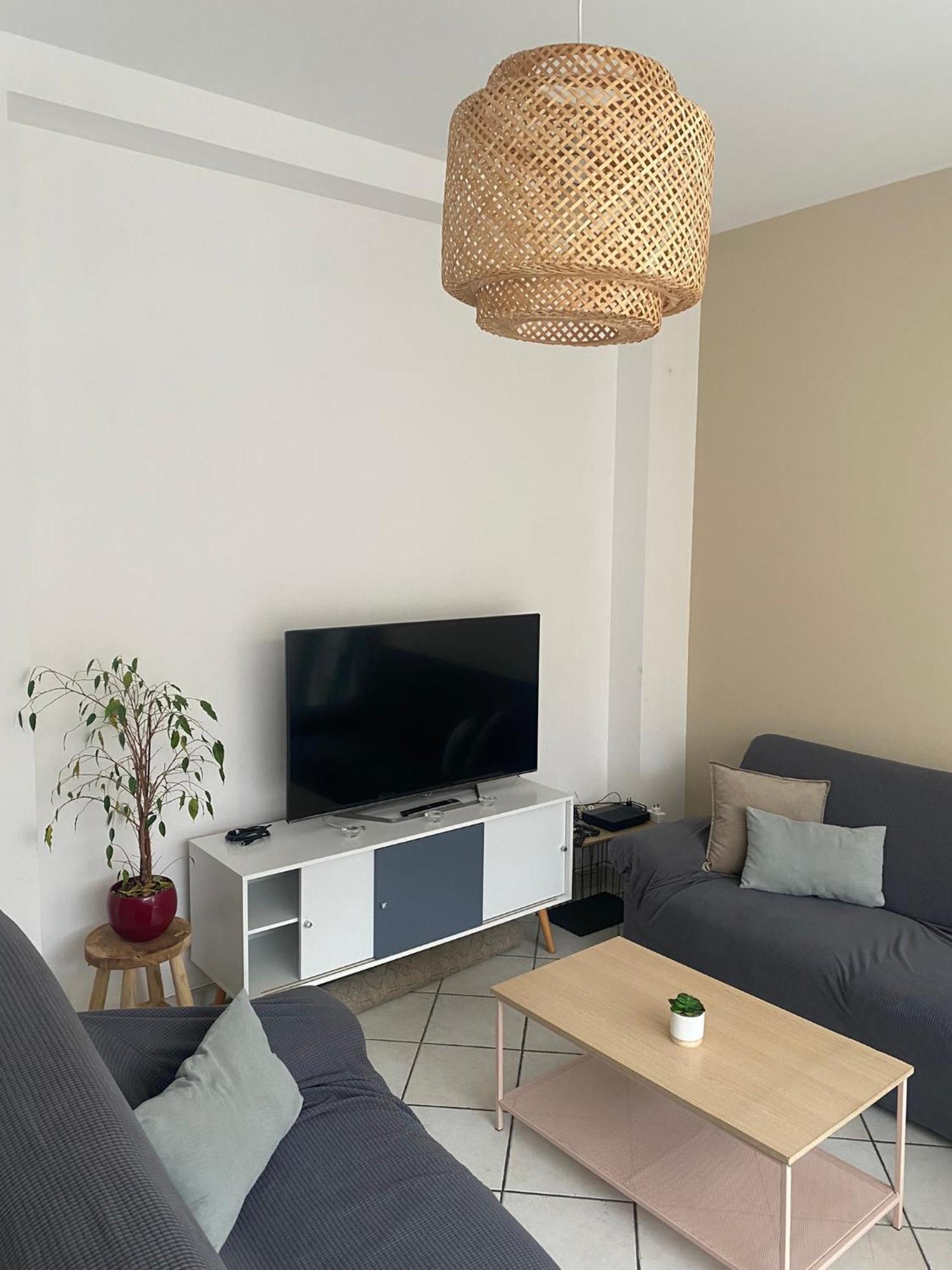 La Grande Amienoise De 7 Chambres, Quartier Calme Et Residentiel Holiday home *